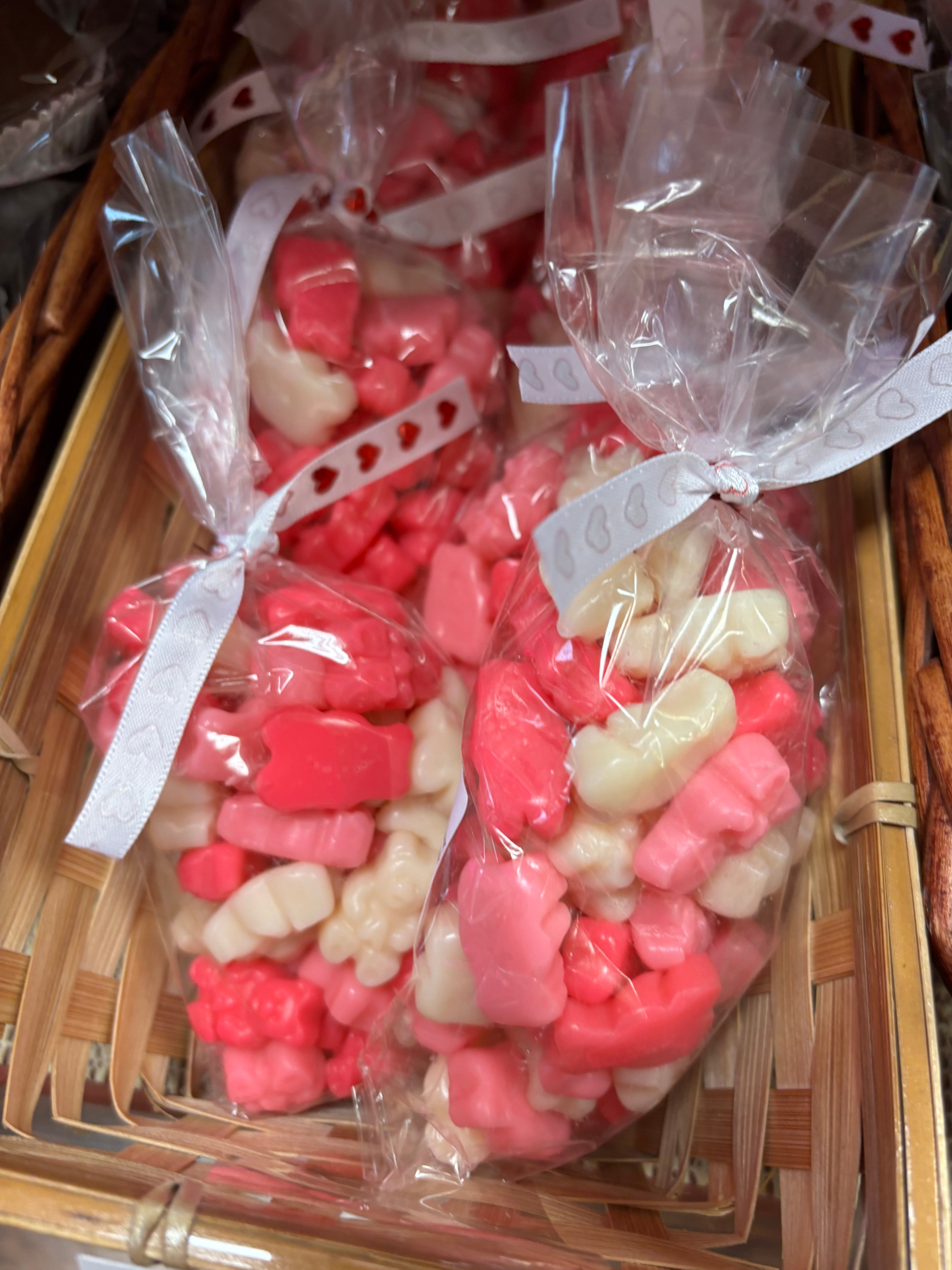 Lovestruck Gummi Bears